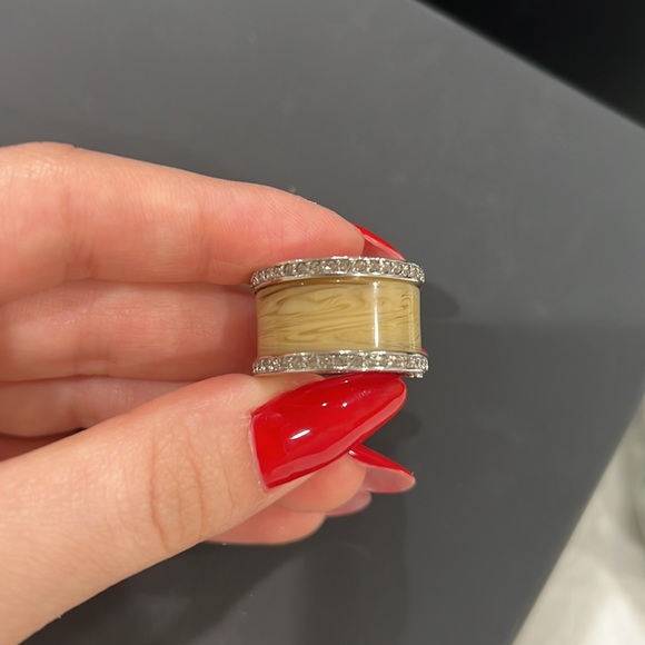 Michael Kors Barrel Horn Pave brand new size 7 ring - Picture 6 of 6